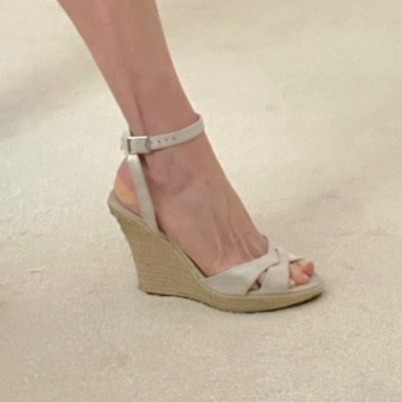 Never Worn ALDO Champagne Shimmer Nubuck Espadrilles - Size 7 - Picture 7 of 7